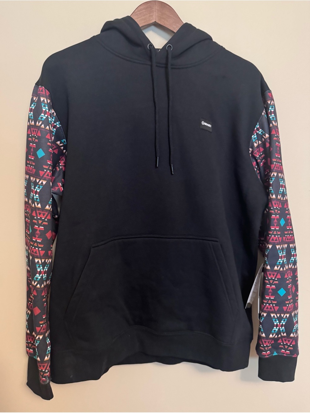 Hooey Men’s Summit Black Hoodie with Aztec Print Sleeves